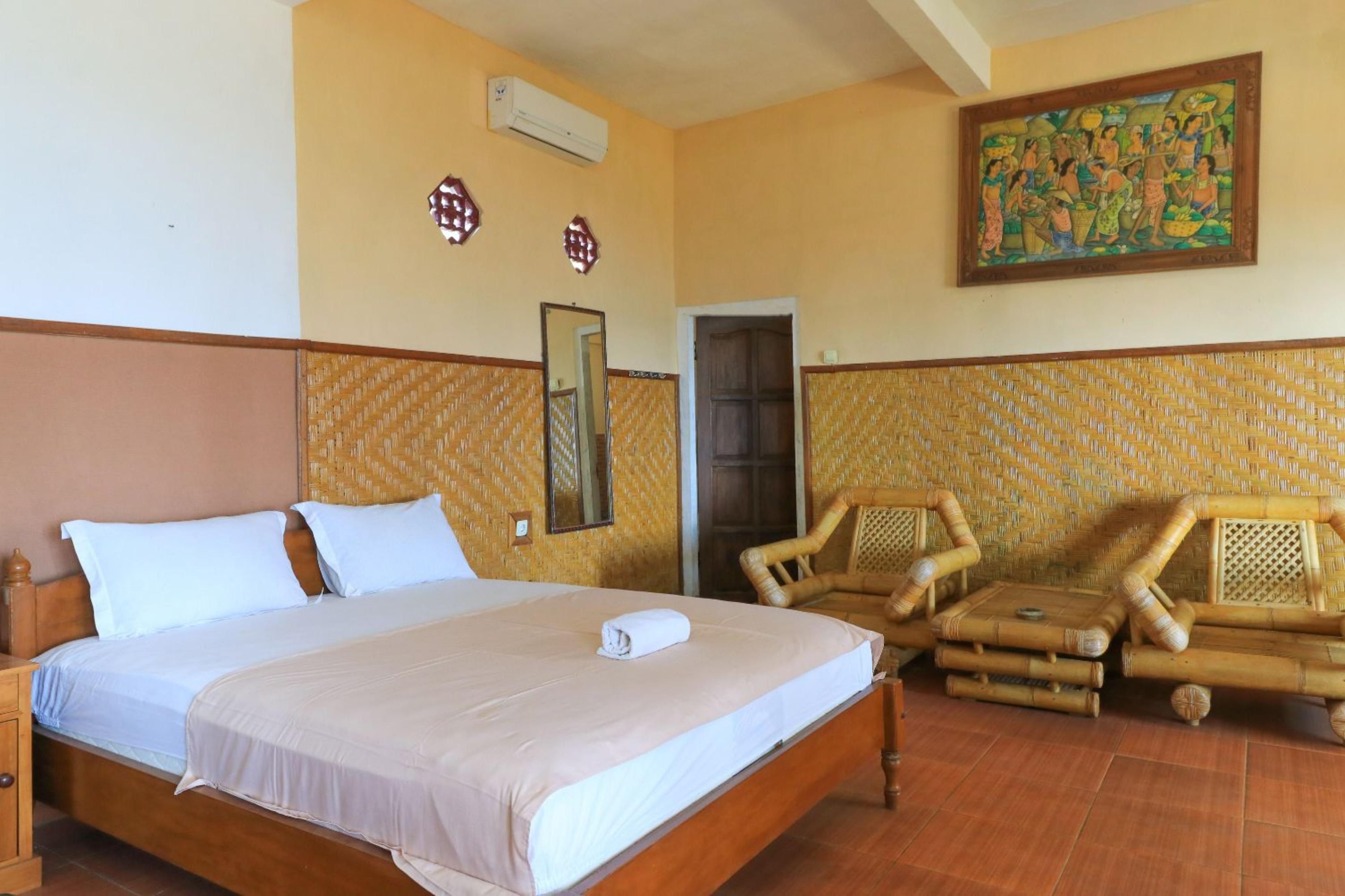 Hotel Tara Bar & Resto Air Sanih Kubutambahan  Eksteriør billede