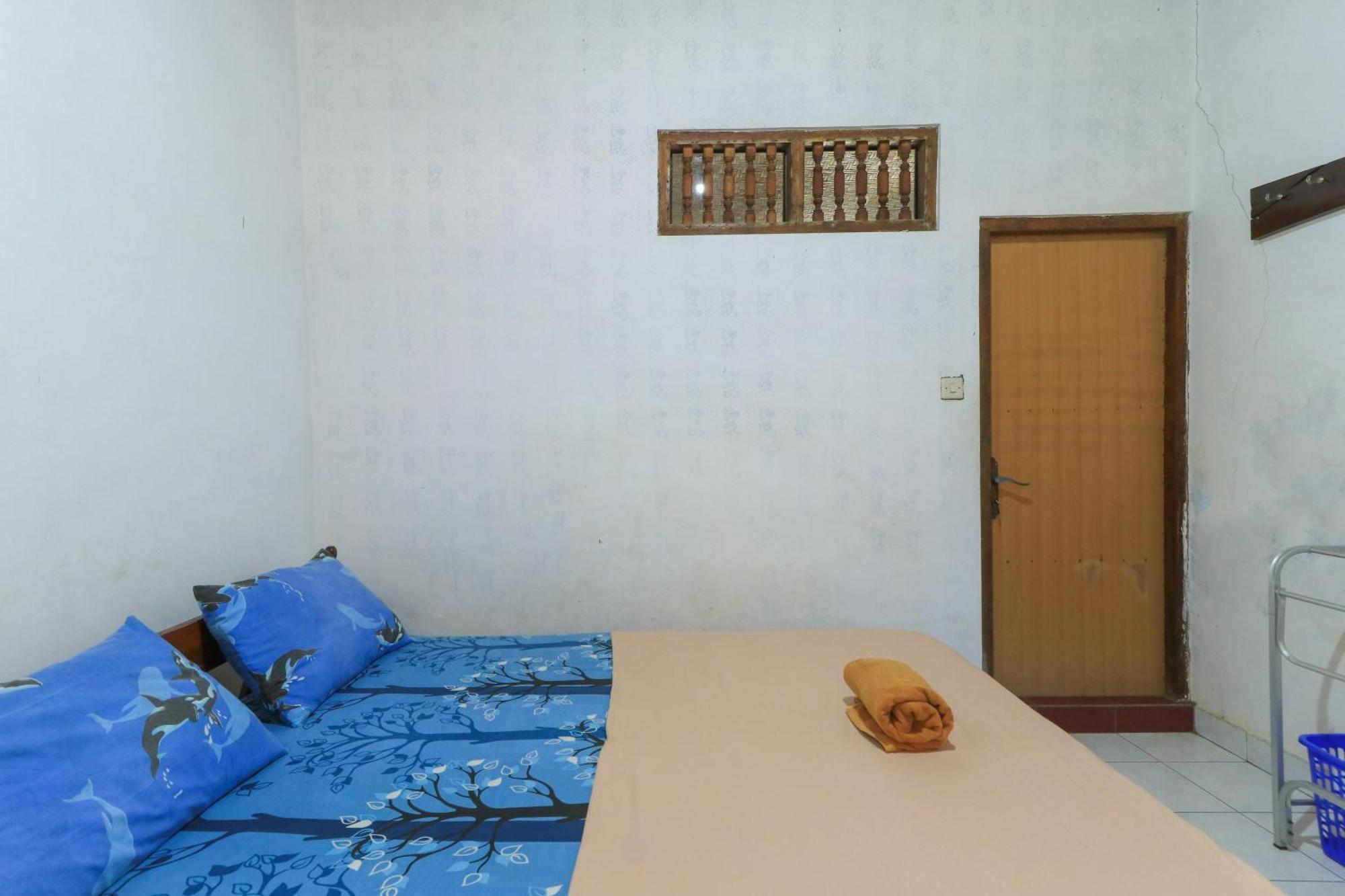 Hotel Tara Bar & Resto Air Sanih Kubutambahan  Værelse billede